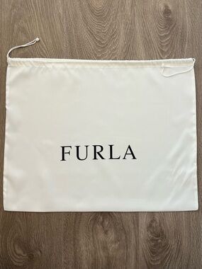 Furla dust bag (C385)